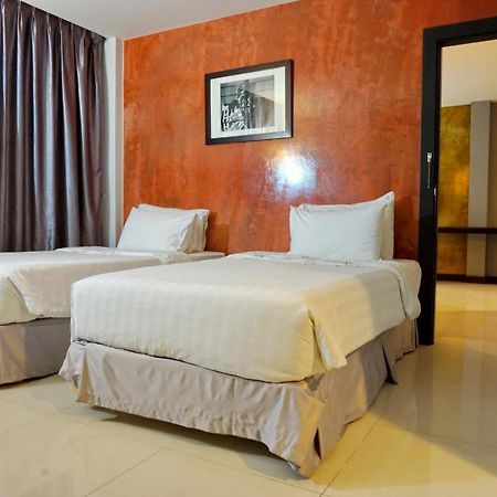 Hub De Leaf @ Rayong Hotel Luaran gambar