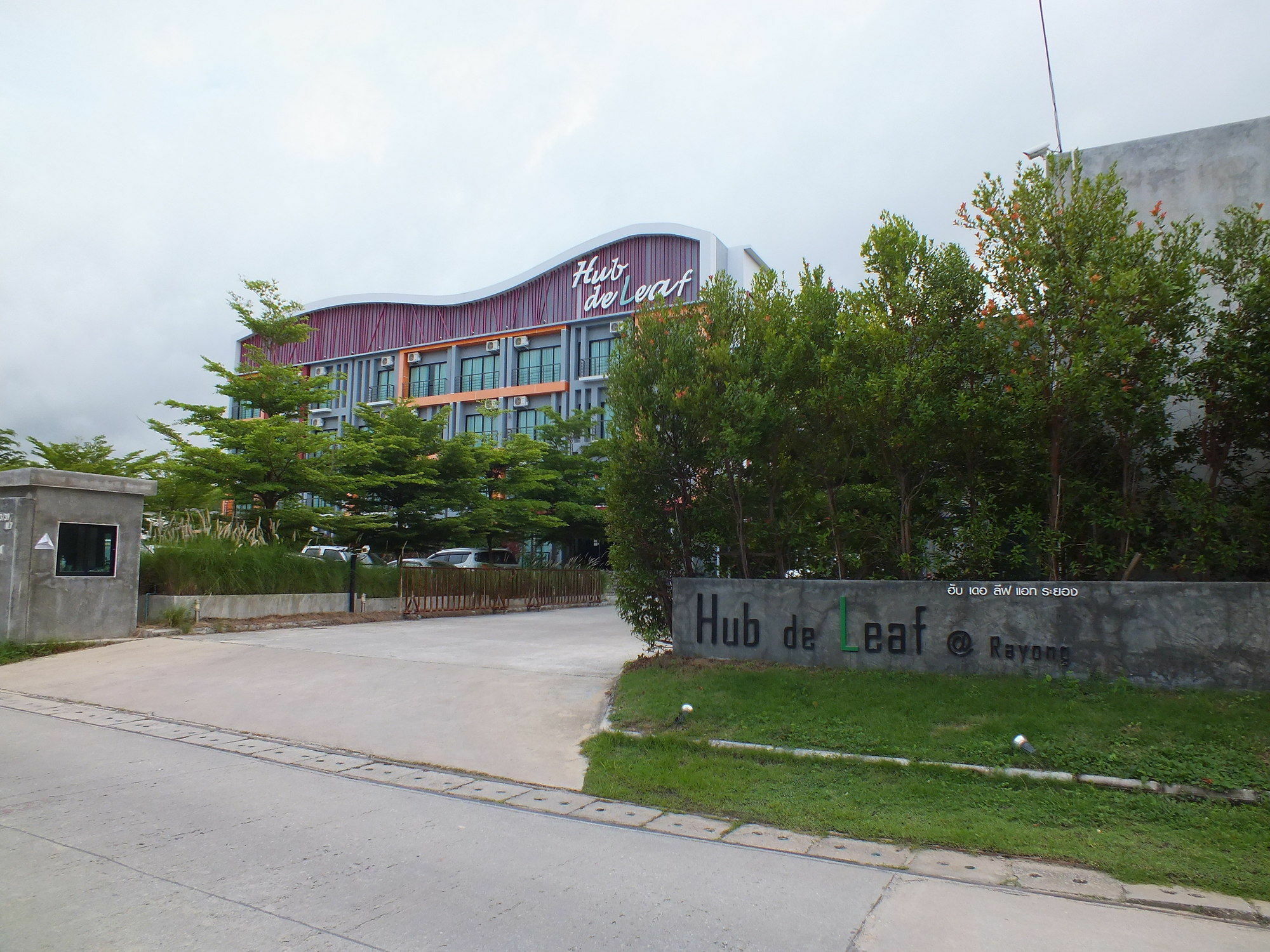 Hub De Leaf @ Rayong Hotel Luaran gambar